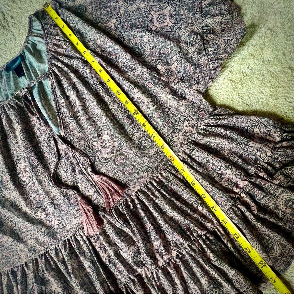 ๐5/$20๐ DAYTRIP Babydoll Ruffled Mesh Pink and Black Patterned top Medium - Picture 8 of 9